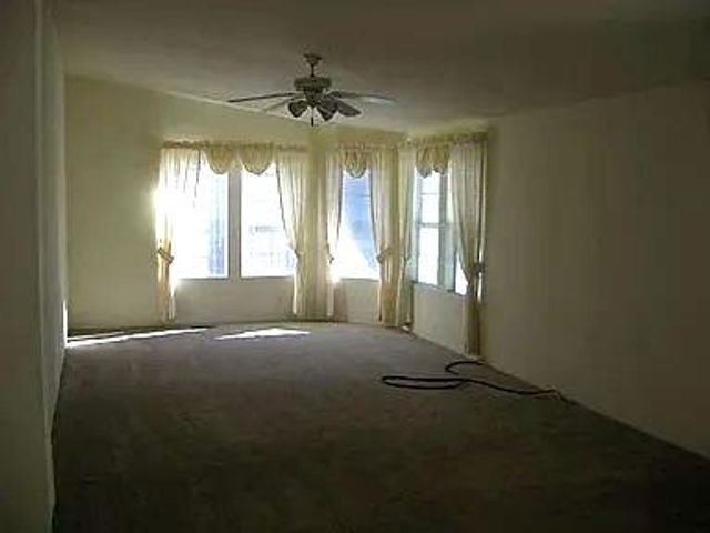 11640 E Sierra Avenue, Clovis, CA 93619