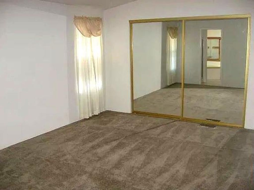 Image 51 of property listing at 11640 E Sierra Avenue, Clovis, CA 93619