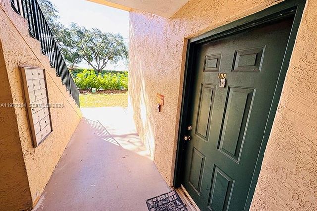 1727 Village Blvd 108, West Palm Beach, FL 33409