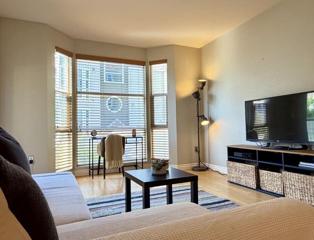 415 N 2nd Street 239, San Jose, CA 95112