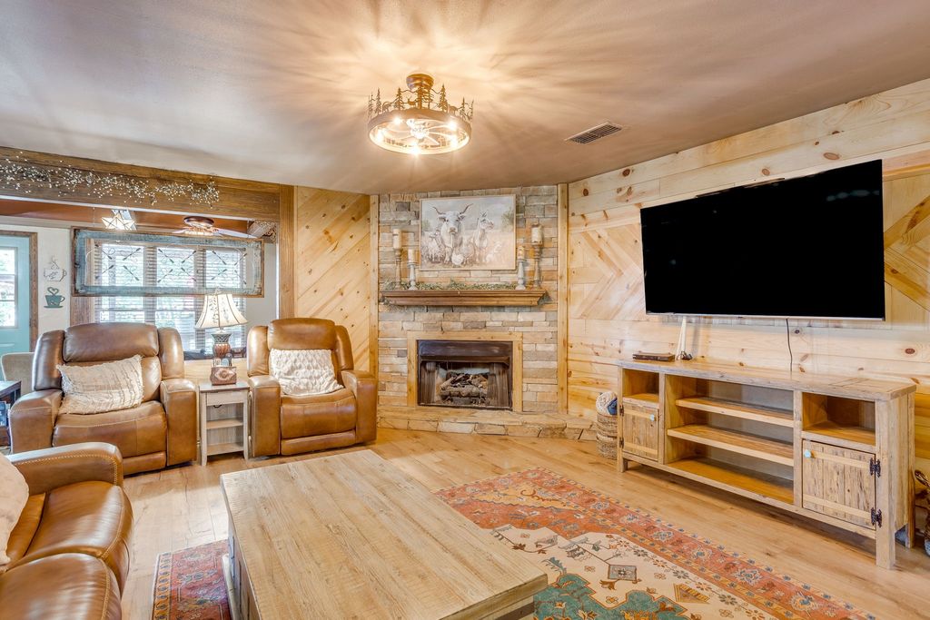 3914 Redbird Lane, Joshua, TX 76058 — photo 5