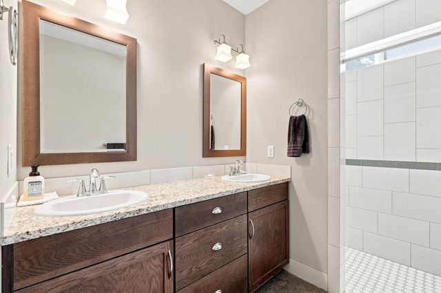 12602 E E 13th Ave, Spokane Valley, WA 99216