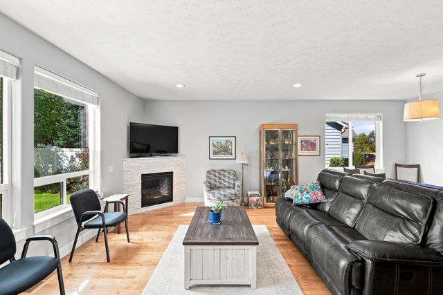 12602 E E 13th Ave, Spokane Valley, WA 99216