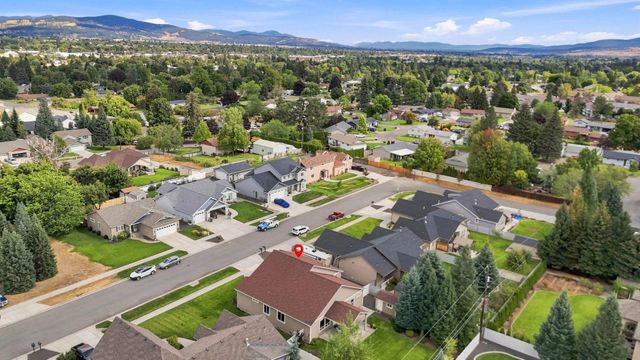 12602 E E 13th Ave, Spokane Valley, WA 99216