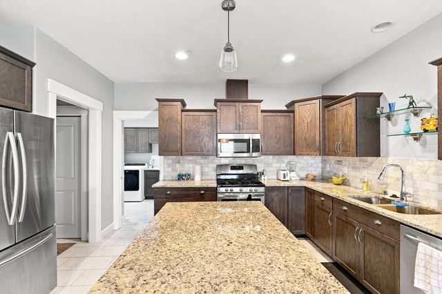 12602 E E 13th Ave, Spokane Valley, WA 99216