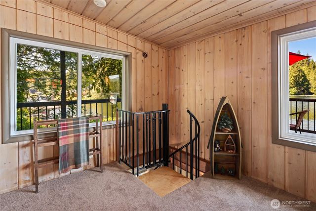 1012 S Lake Roesiger Road, Snohomish, WA 98290