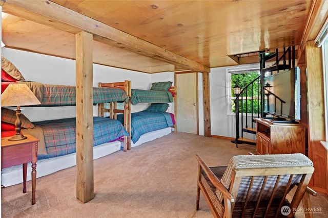 1012 S Lake Roesiger Road, Snohomish, WA 98290