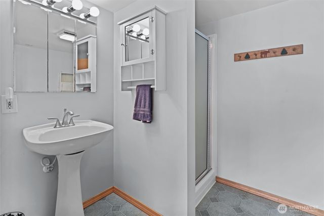 1012 S Lake Roesiger Road, Snohomish, WA 98290