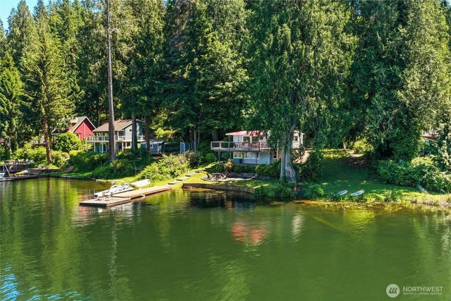 1012 S Lake Roesiger Road, Snohomish, WA 98290