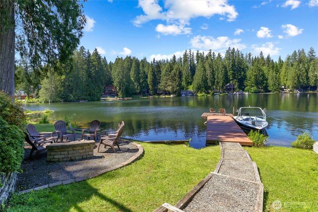 1012 S Lake Roesiger Road, Snohomish, WA 98290
