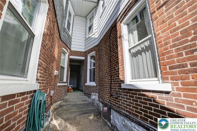 348 7th Avenue, Bethlehem City, PA 18018