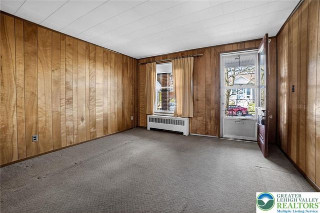 348 7th Avenue, Bethlehem City, PA 18018