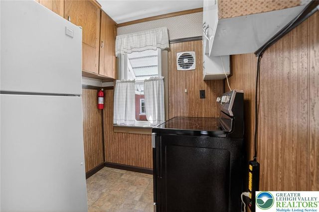 348 7th Avenue, Bethlehem City, PA 18018