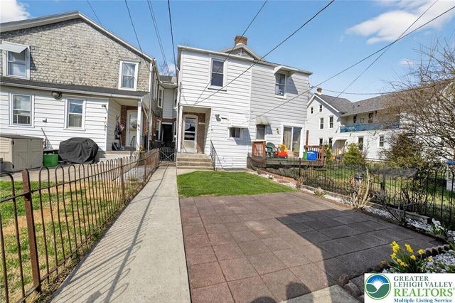 348 7th Avenue, Bethlehem City, PA 18018