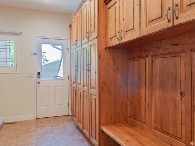 3758 W RIVER MEADOWS DR, Riverton, UT 84065
