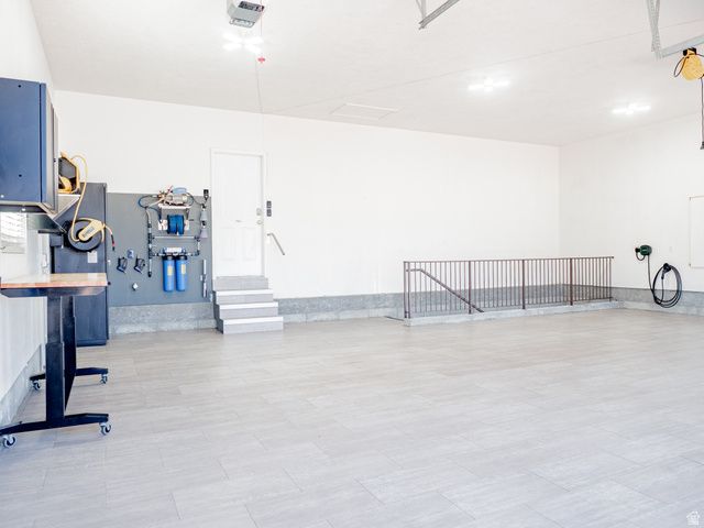 3758 W RIVER MEADOWS DR, Riverton, UT 84065