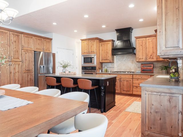 3758 W RIVER MEADOWS DR, Riverton, UT 84065