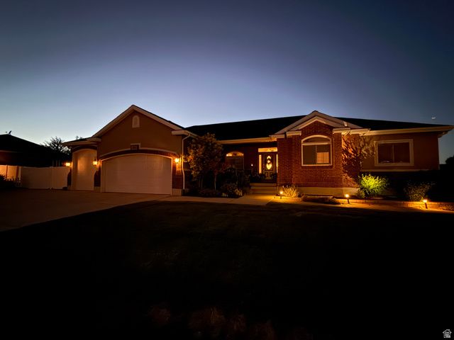 3758 W RIVER MEADOWS DR, Riverton, UT 84065