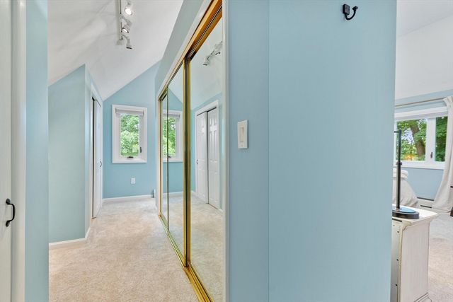 2 Autumn Hill, Leominster, MA 01453