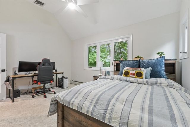 2 Autumn Hill, Leominster, MA 01453