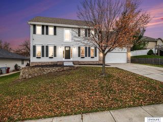 15721 Timberlane Drive, Omaha, NE 68136