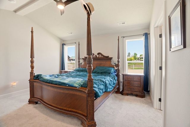 507 W Basalt Ridge Dr, Spokane, WA 99224
