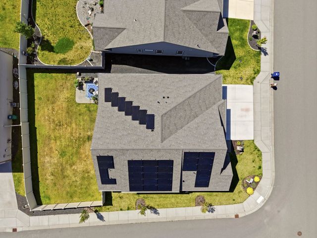 507 W Basalt Ridge Dr, Spokane, WA 99224