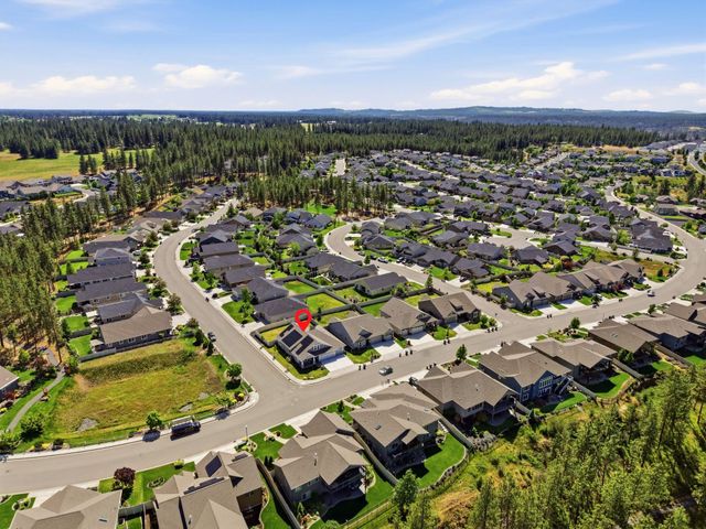 507 W Basalt Ridge Dr, Spokane, WA 99224