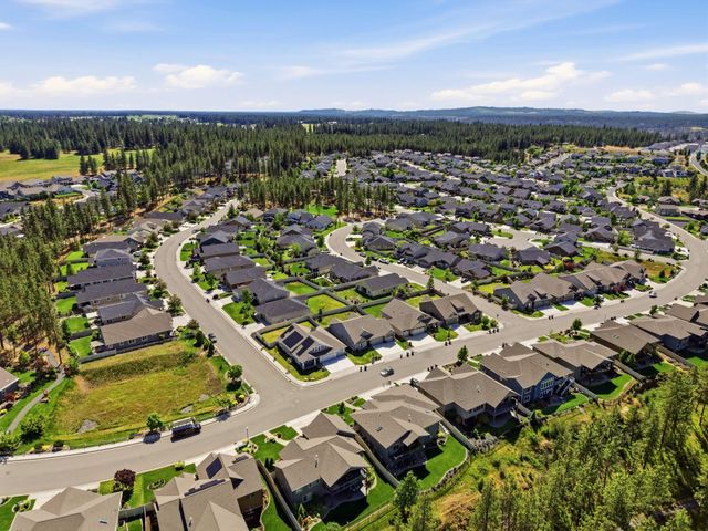507 W Basalt Ridge Dr, Spokane, WA 99224