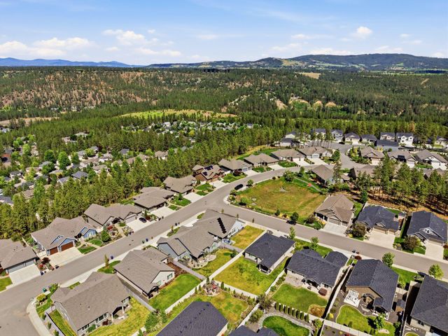 507 W Basalt Ridge Dr, Spokane, WA 99224