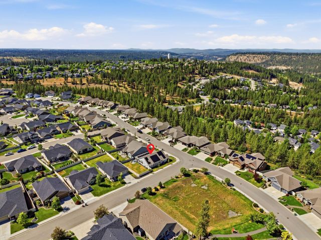 507 W Basalt Ridge Dr, Spokane, WA 99224