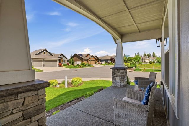 507 W Basalt Ridge Dr, Spokane, WA 99224