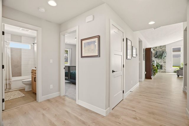 507 W Basalt Ridge Dr, Spokane, WA 99224