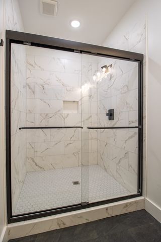 4028 University Ave B, Old Hickory, TN 37138