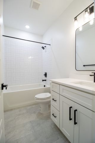 4028 University Ave B, Old Hickory, TN 37138