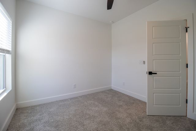 4028 University Ave B, Old Hickory, TN 37138