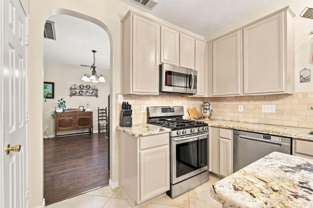 1131 Alexandria Court, Richmond, TX 77406