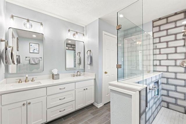 1131 Alexandria Court, Richmond, TX 77406