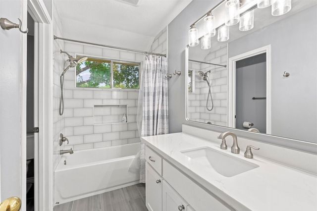 1131 Alexandria Court, Richmond, TX 77406