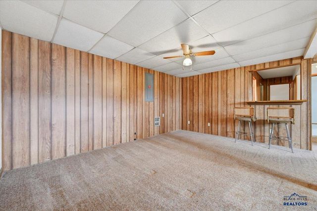 2610 COTTONTAIL RD, Sturgis, SD 57785