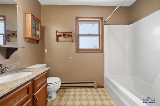 2610 COTTONTAIL RD, Sturgis, SD 57785
