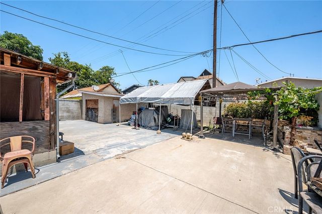 221 E 25th, Los Angeles, CA 90011
