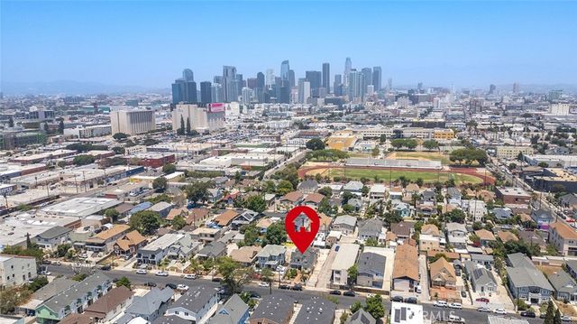221 E 25th, Los Angeles, CA 90011