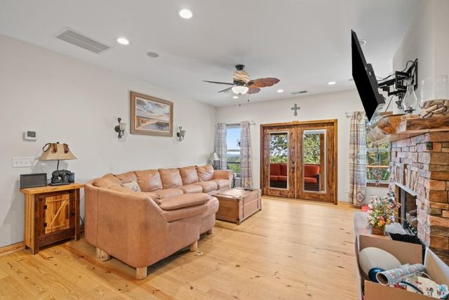 1688 Mulberry Circle, Jasper, GA 30143