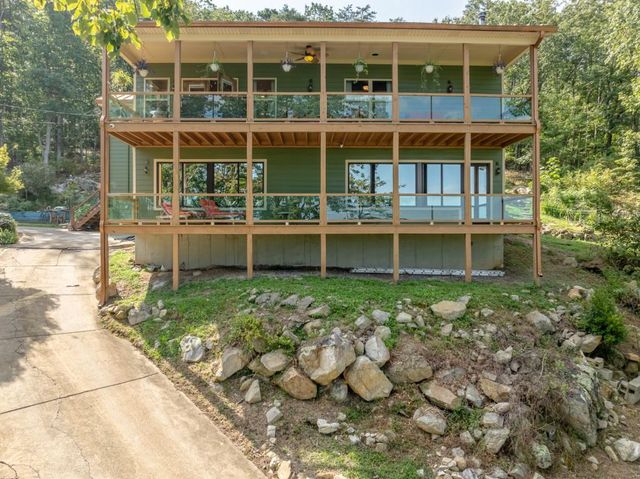 1688 Mulberry Circle, Jasper, GA 30143