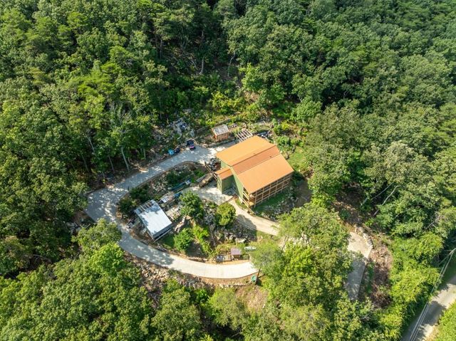 1688 Mulberry Circle, Jasper, GA 30143