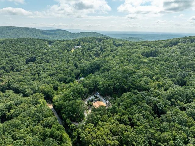 1688 Mulberry Circle, Jasper, GA 30143