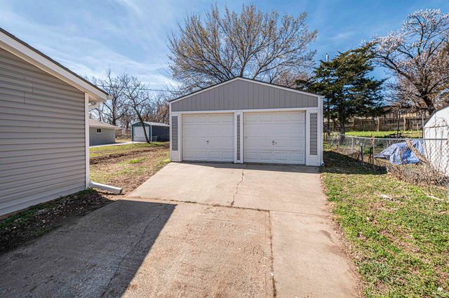 1221 Pershing Drive, Junction City, KS 66441