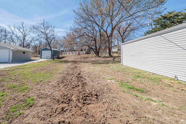 1221 Pershing Drive, Junction City, KS 66441