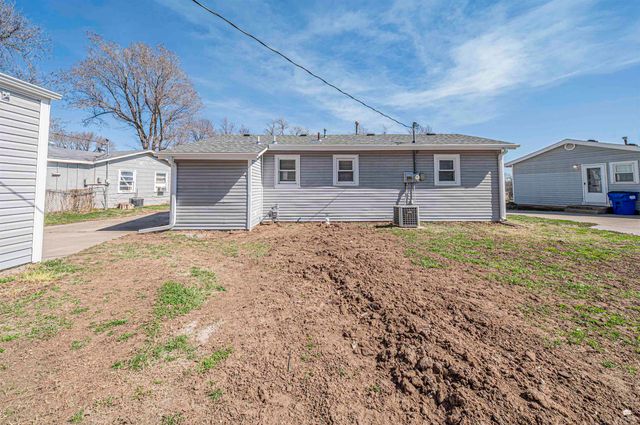 1221 Pershing Drive, Junction City, KS 66441
